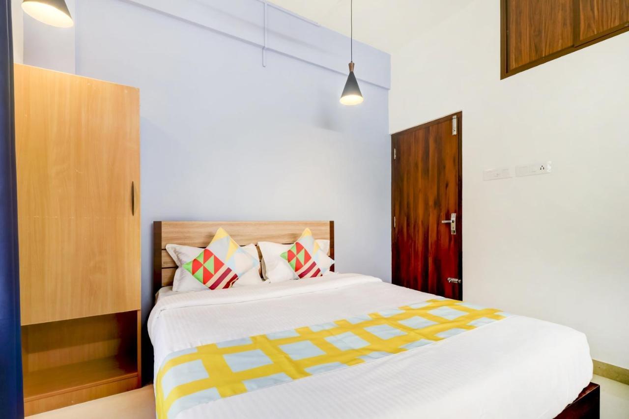 Oyo Home 78041 Luxurious Stay Sastha Homes Calecute Exterior foto