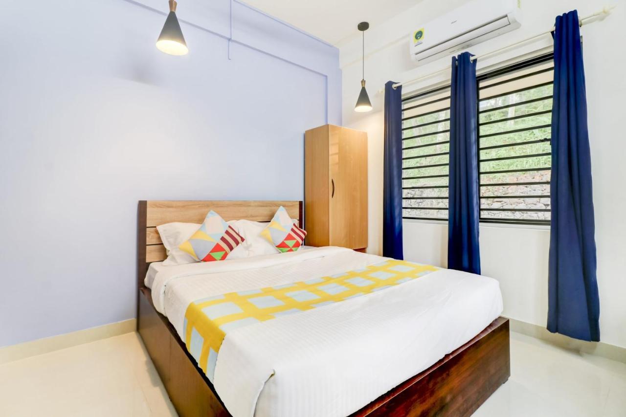 Oyo Home 78041 Luxurious Stay Sastha Homes Calecute Exterior foto